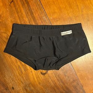 NWT Modus Vivendi size Medium Brazil cut swim brief Black
